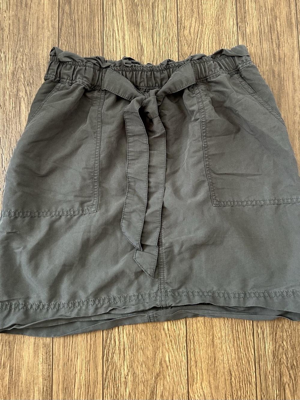 Merona Mini Skirt in Green Size Small